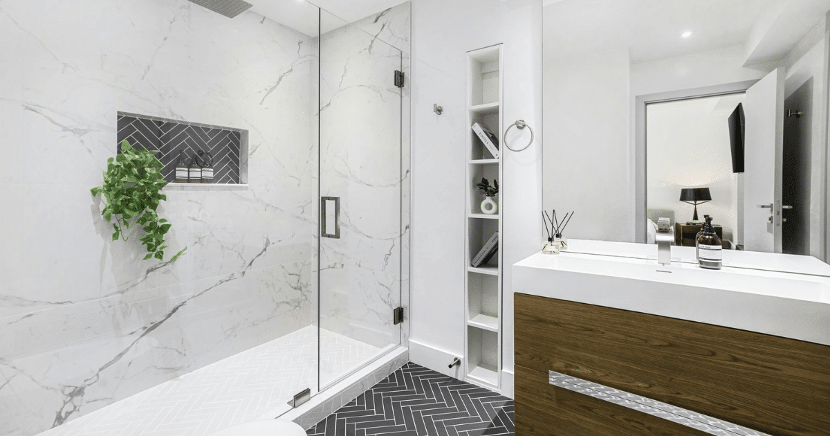 bathroom, with tiles & grout cleaned