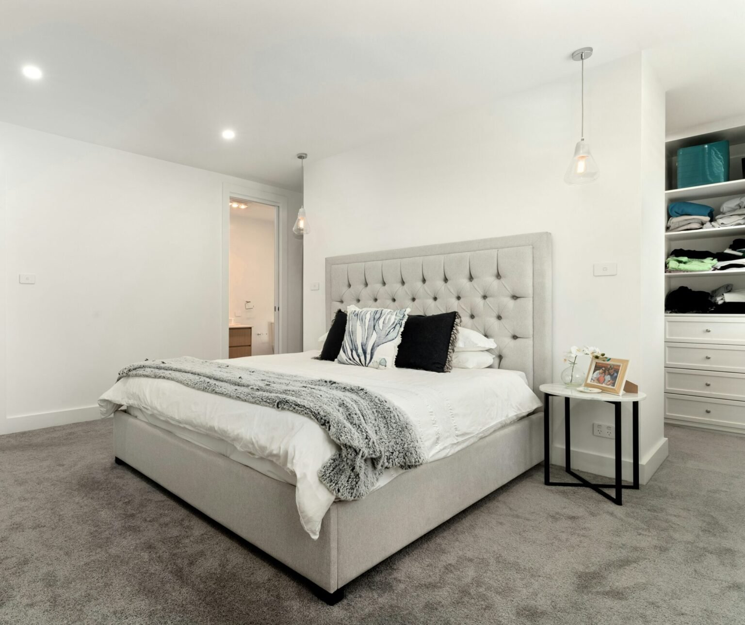 bedroom after a deep cleaning service, comfortable and reayd to be used